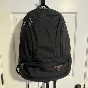 Tom Bihn Synik 30 (Black 525 Ballistic/Island 200 Halcyon)